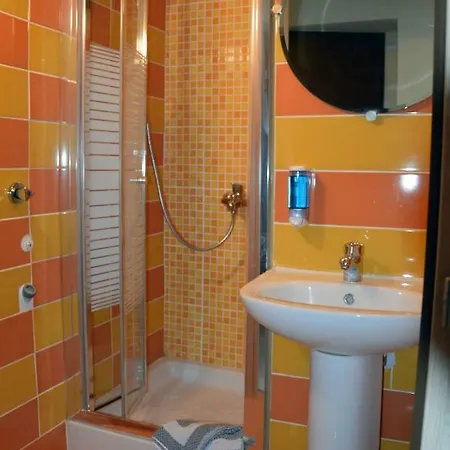 Lion Center Apartment